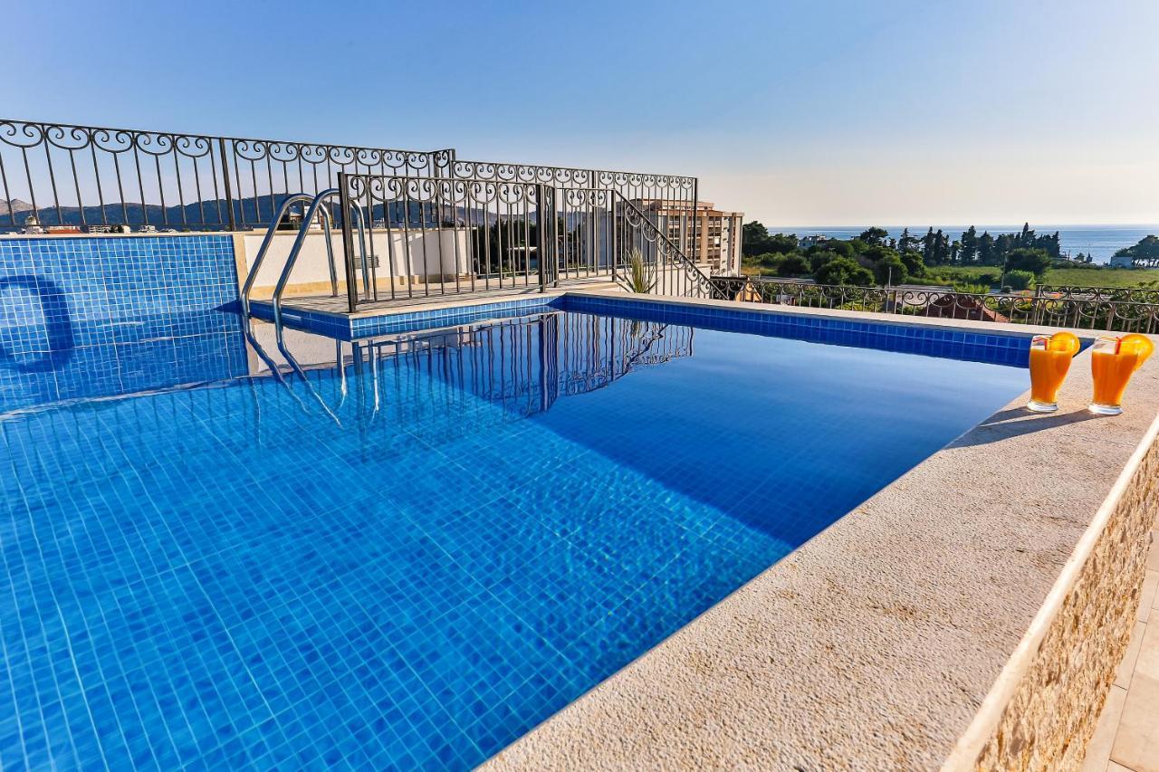De Lux Apartments Luka Bar Dış mekan fotoğraf