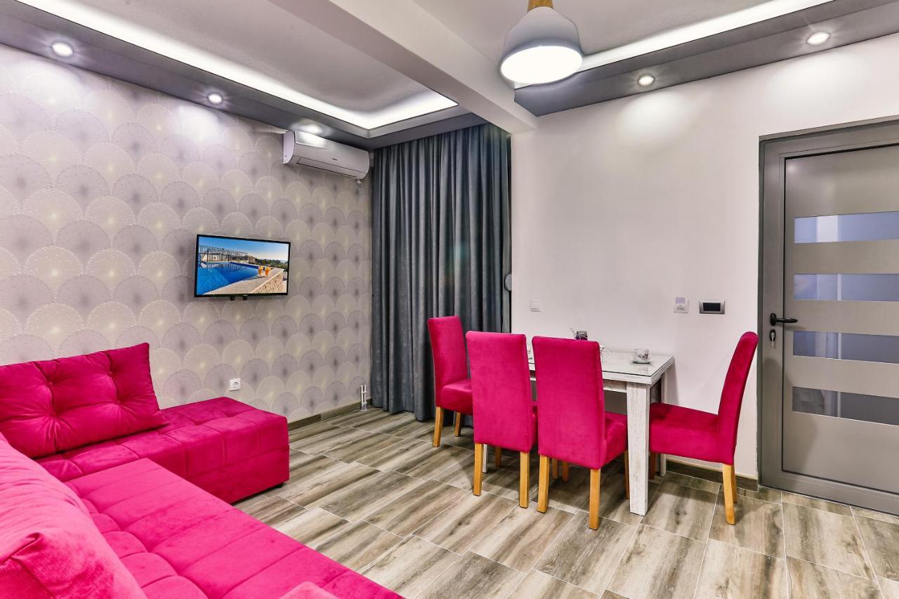 De Lux Apartments Luka Bar Dış mekan fotoğraf