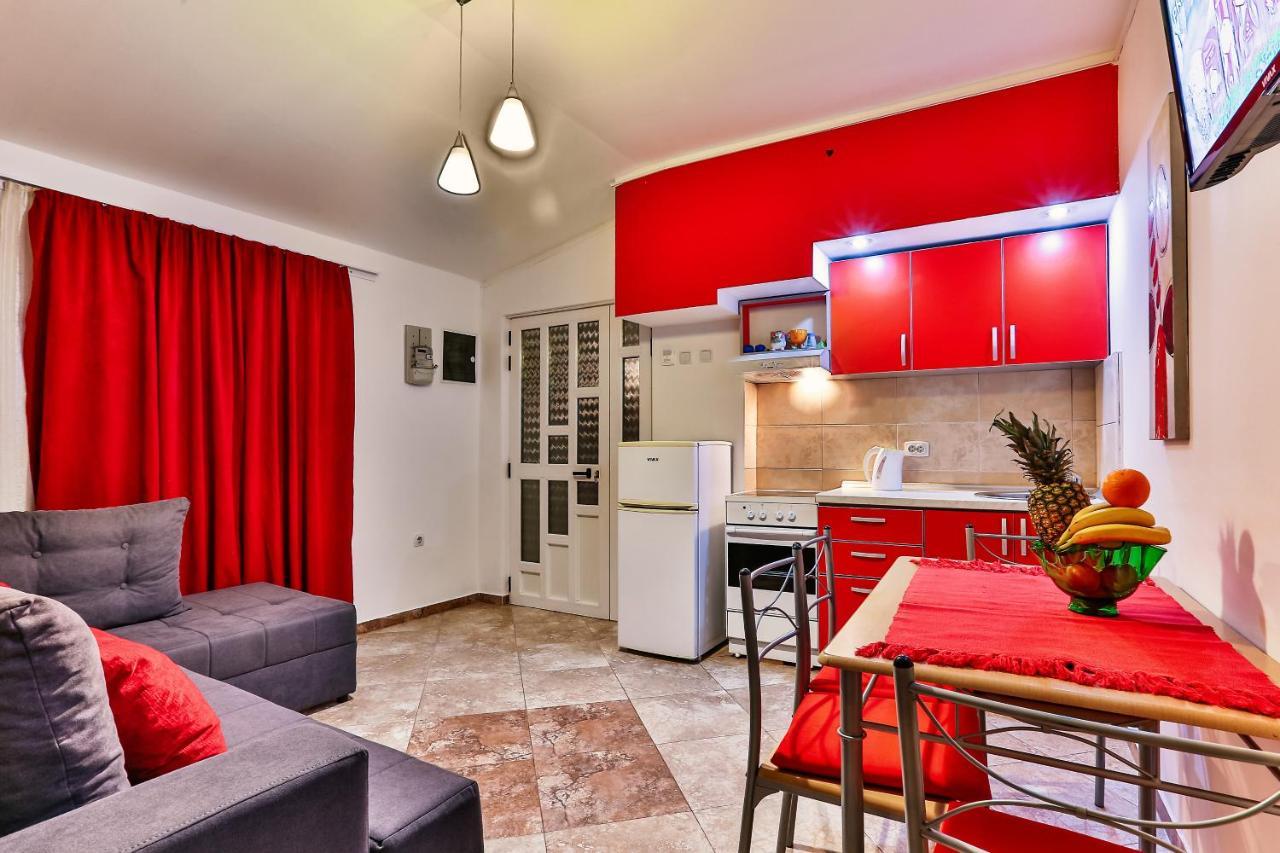 De Lux Apartments Luka Bar Dış mekan fotoğraf