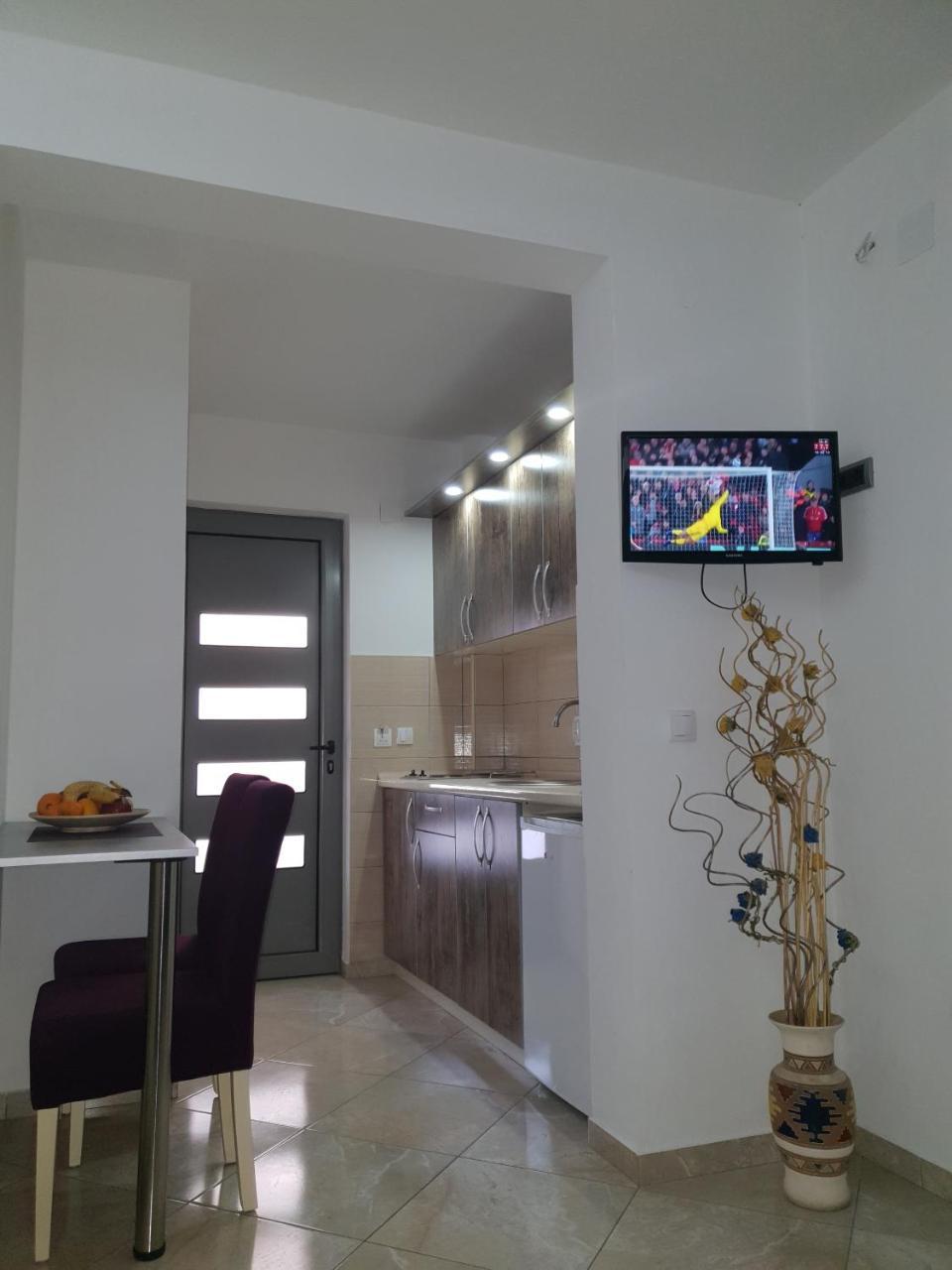 De Lux Apartments Luka Bar Dış mekan fotoğraf